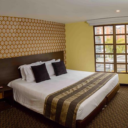 Hotel Castellana 95 Bogota Bagian luar foto