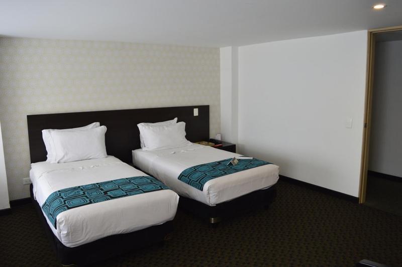 Hotel Castellana 95 Bogota Ruang foto
