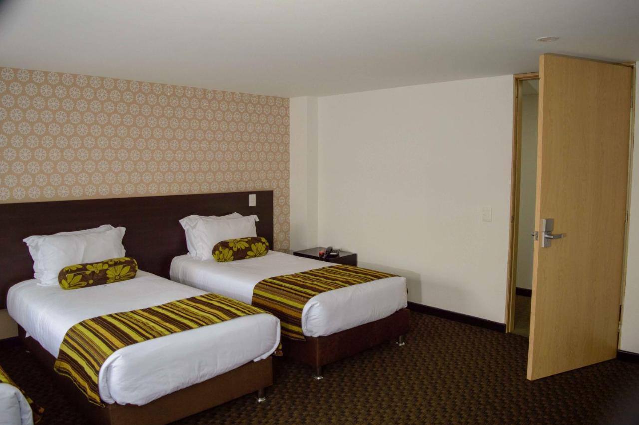 Hotel Castellana 95 Bogota Bagian luar foto