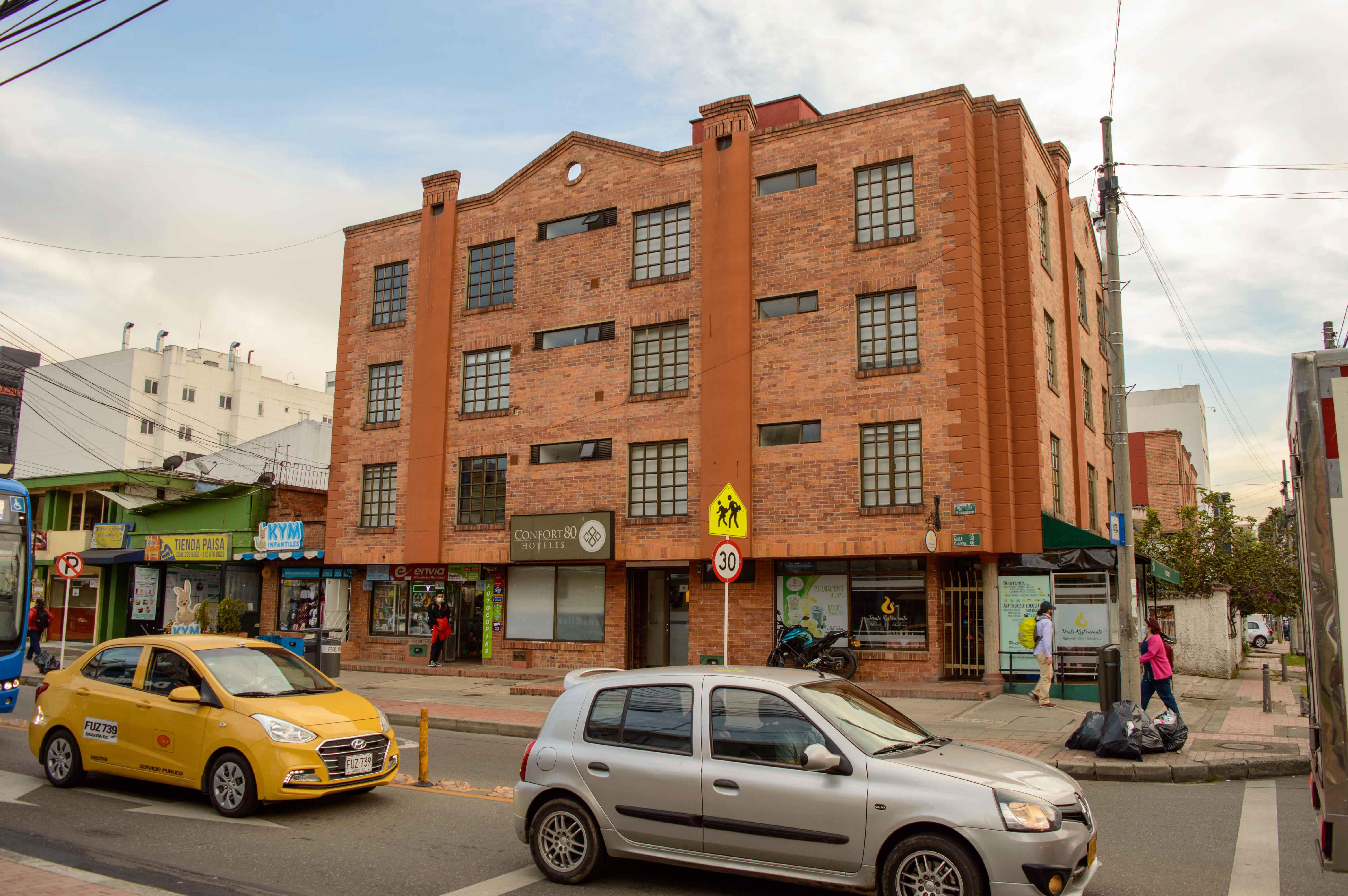 Hotel Castellana 95 Bogota Bagian luar foto