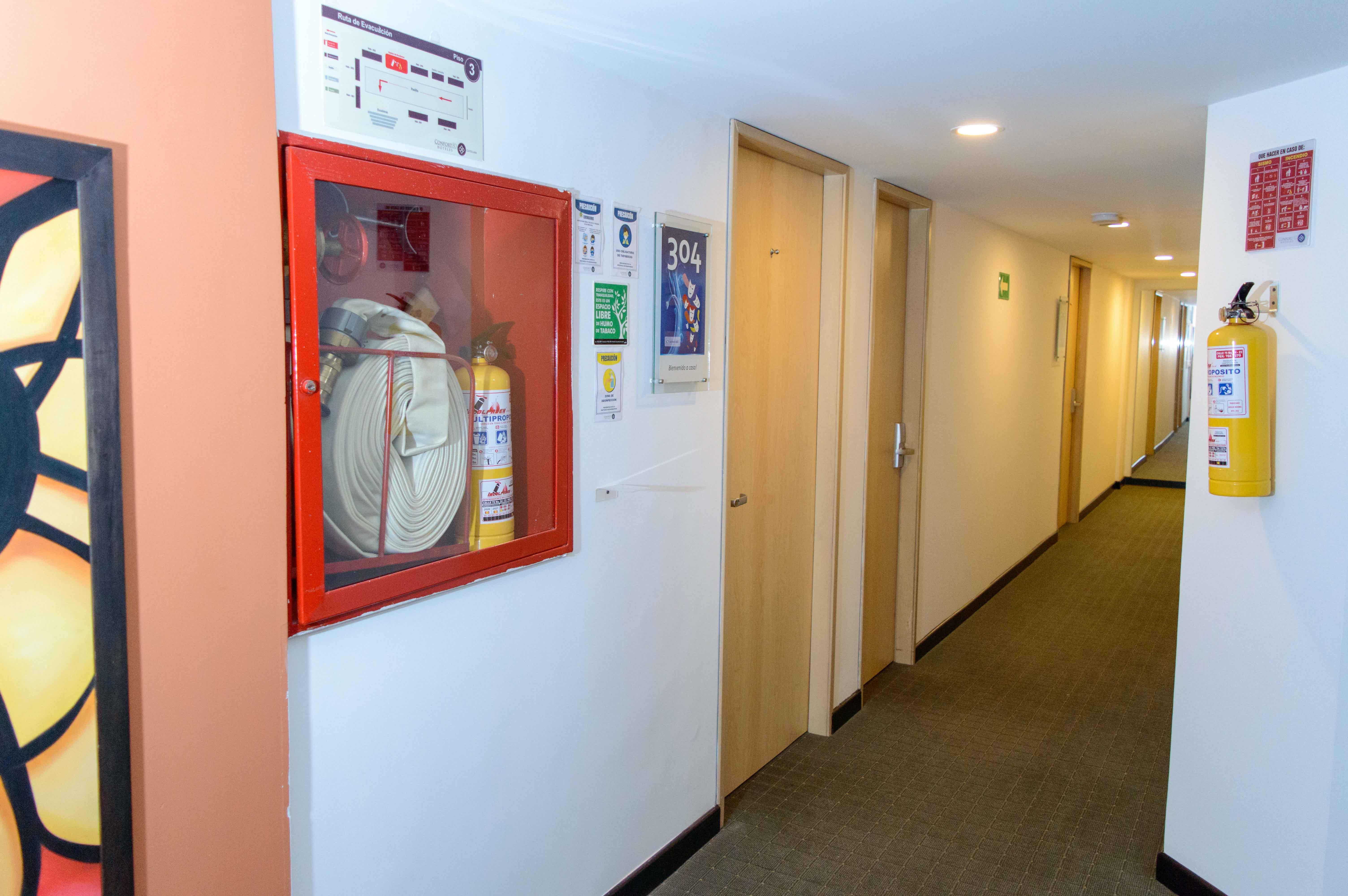Hotel Castellana 95 Bogota Bagian luar foto