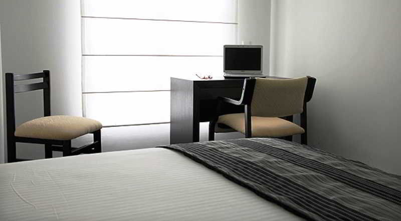 Hotel Castellana 95 Bogota Bagian luar foto